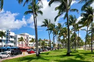 Miami Beach Self-Guided App Tour thumbnail 2