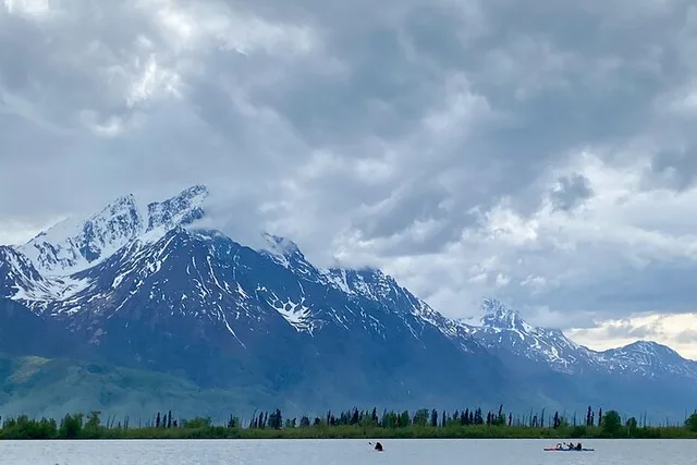 Knik River Ladies Only Kayak Tour - Image 5