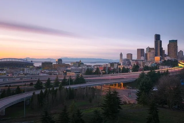 Seattle Airport Transfer by Business Car - Image 6