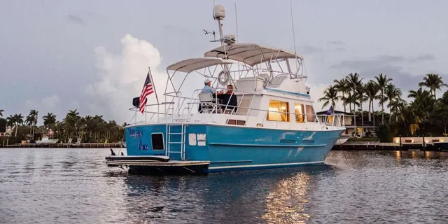 Miami Private Dinner Cruise on a Yacht - Image 1