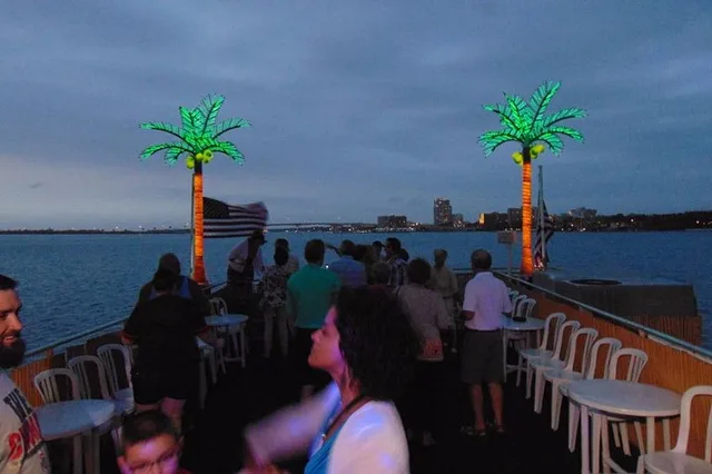 Clearwater Tropical Buffet Cruise - Image 6