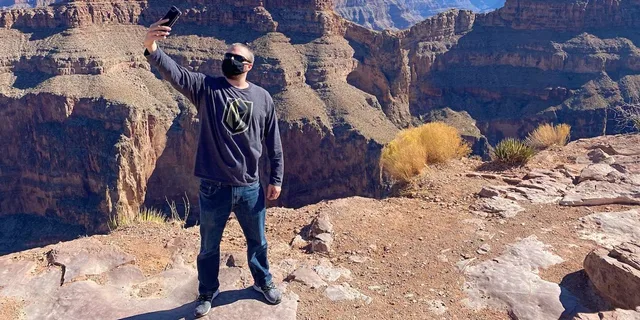 Las Vegas West Rim Helicopter Tour with Skywalk - Image 3