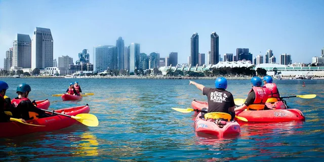 Coronado Kayak Tour 90 Min - Image 1