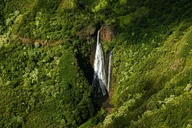 Kauai Airplane Tour: Na Pali Coast & Waterfalls thumbnail 4