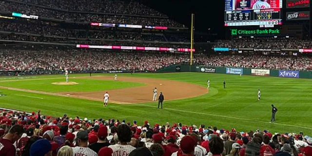 Philadelphia Phillies Baseball Game Ticket - Image 4