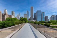 Chicago Millennium Park Self-Guided Walking Tour thumbnail 5