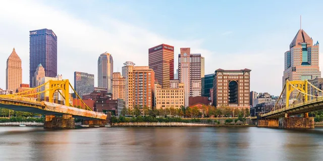 Pittsburgh History and Architecture Walking Tour - Image 1