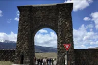 Cody Yellowstone Private Tour 3 Days thumbnail 3