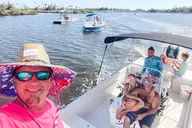 Crystal River Scalloping Tour with Captain Paul and Lucas thumbnail 2