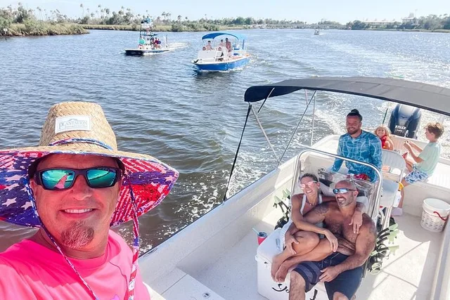Crystal River Scalloping Tour with Captain Paul and Lucas - Image 2