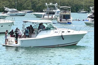 Miami Yacht Cruise with Captain 2 hr