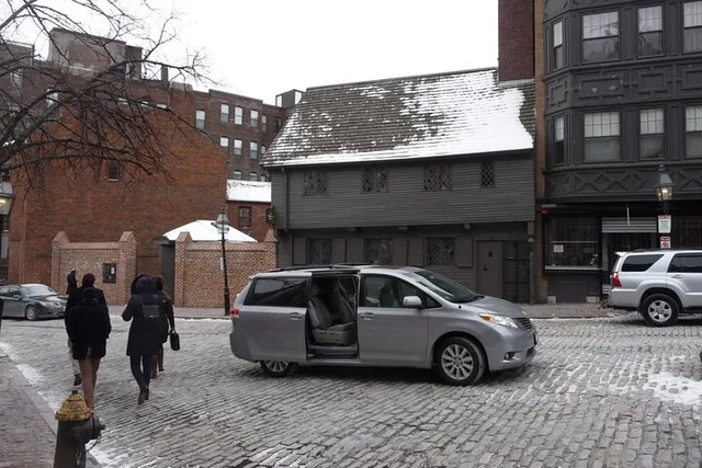 Boston Driving Tour in a Warm Van 3 hr - Image 2