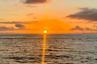Waikiki Sunset Cruise with Swimming 2 hr thumbnail 5