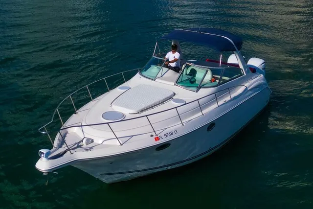 Miami Private Yacht Experience - Image 2