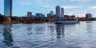 Boston Charles Riverboat Cruise with Cookies & Carols 1 hr