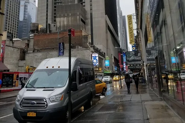 New York City Private Airport Transfer - Image 4