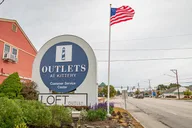 Boston Shopping Tour to Kittery Outlets thumbnail 1