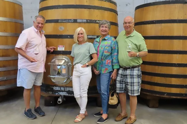 McMinnville Winery Tour with Lunch - Image 2