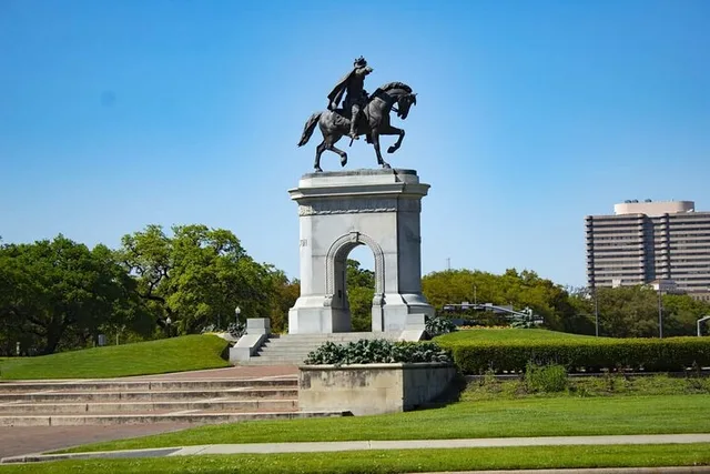 Houston Historic & Modern Marvels Tour - Image 2