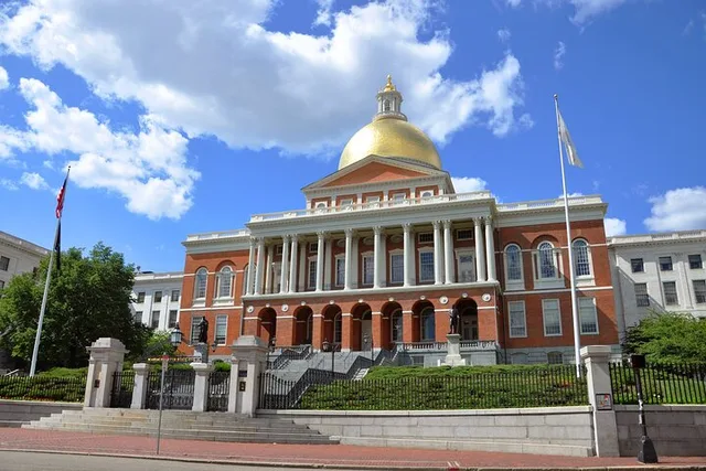 Boston Freedom Trail and Little Italy Walking Tour - Image 1