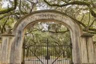 Savannah Cemetery and Historic Site Tour thumbnail 1