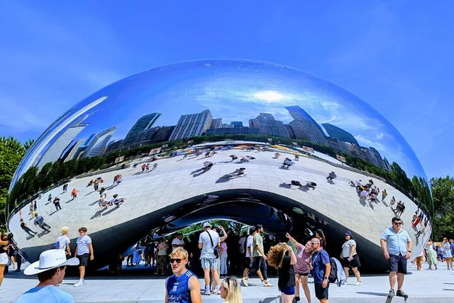 Chicago Scavenger Hunt Walking Tour - Image 1