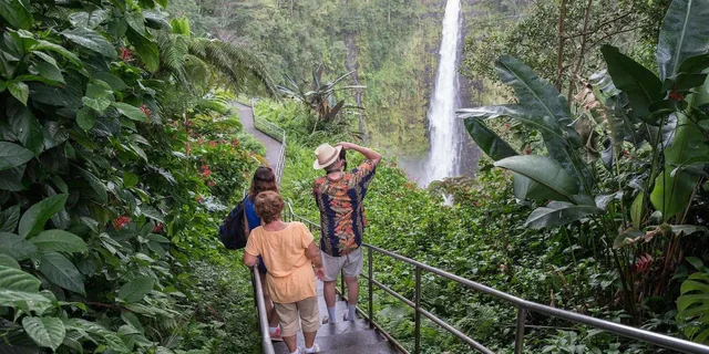 Big Island Waterfall Tour with Swimming and Botanical Garden - Image 1