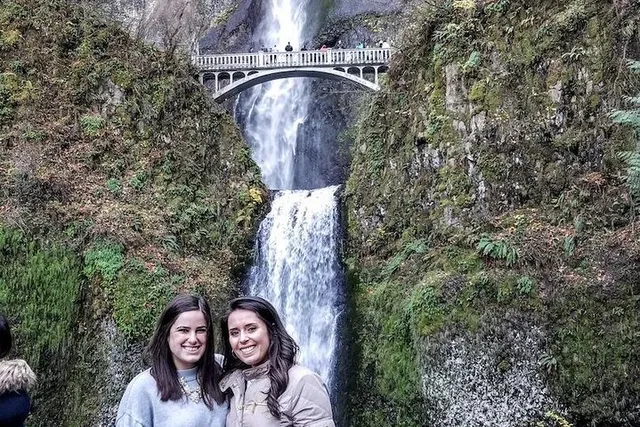 Portland Waterfalls and Wine Tour - Image 2