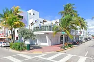 Miami Bar Scavenger Hunt in South Beach 2 hr thumbnail 4