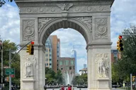 New York City Bus and Boat Tour thumbnail 5
