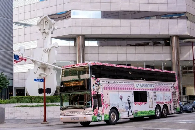Houston Tea Tour in a Stylish Pink Bus 90 min - Image 5