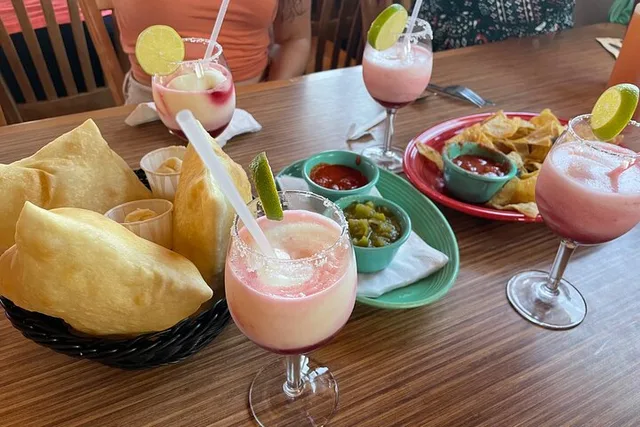 Santa Fe Sip, Savor & History Walking Tour - Image 3