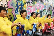 Los Angeles Fluid Bear Art Class thumbnail 5