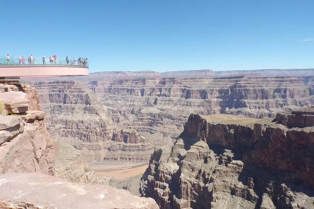 Grand Canyon Helicopter and Boat Tour in Spanish - Image 6