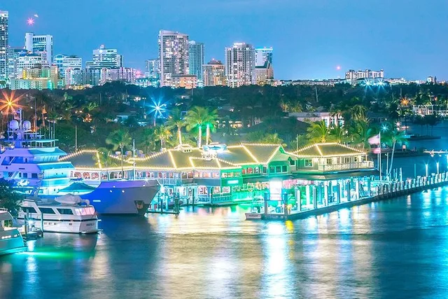 Ft. Lauderdale Fireworks Party Cruise - Image 3