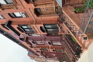 Bronx French Walking Tour thumbnail 4