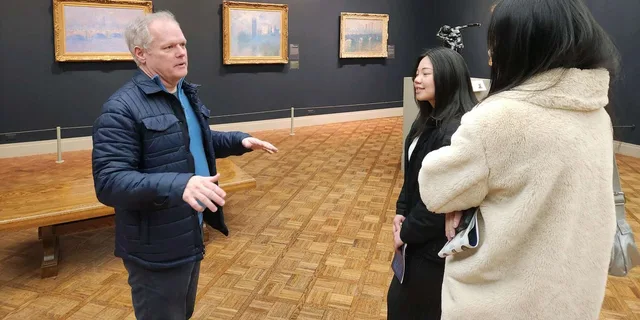 Chicago Art Institute Guided Tour - Image 3