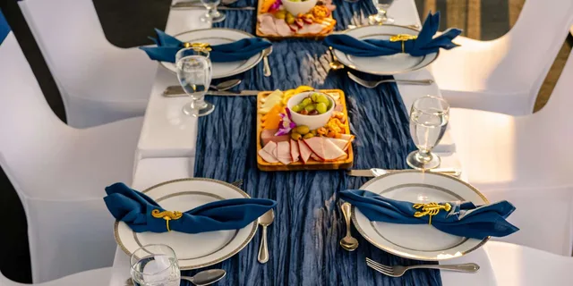 New York City Dinner Cruise on Yacht - Image 3