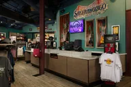 San Francisco Hard Rock Cafe Dining Experience thumbnail 6