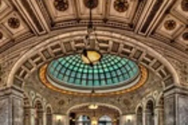 Chicago Architectural and Historical Private Tour - Image 5