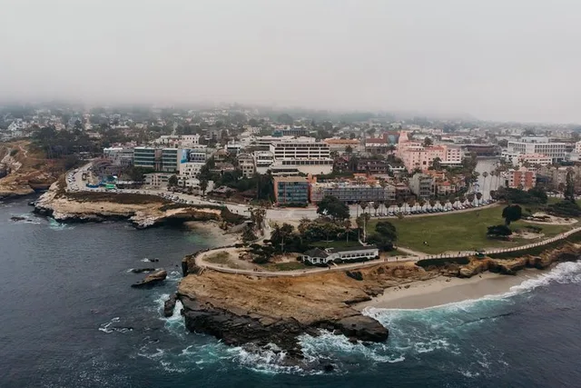 La Jolla Self-Guided Urban Stroll - Image 4