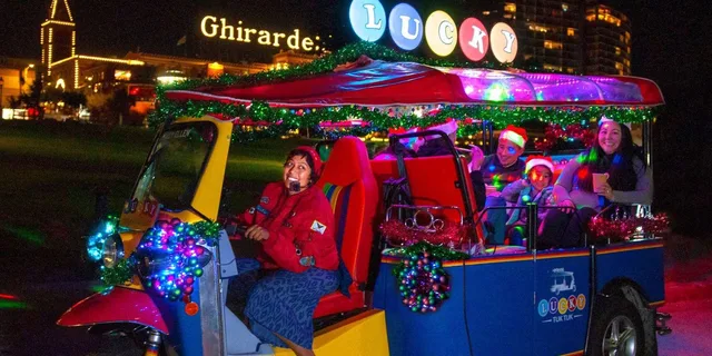 San Francisco Holiday Lights Tuk Tuk Tour - Image 2