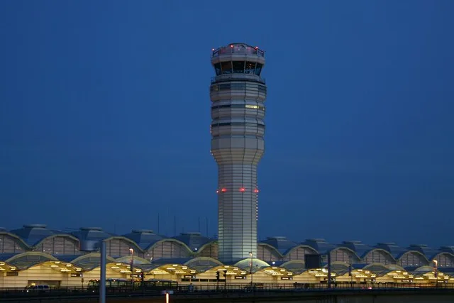 Springfield Private Transfer to Ronald Reagan Airport - Image 6