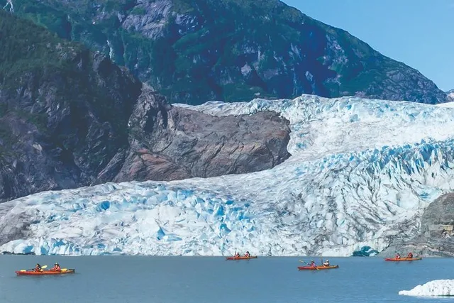 Juneau Mendenhall Lake Kayak Tour - Image 1