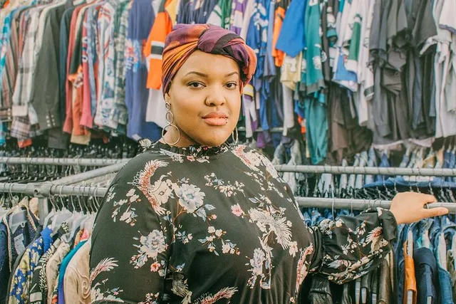New York Thrift Shopping and Wine Tour - Image 3