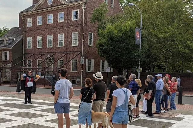 Philadelphia Comedy Magic Walking Tour - Image 4