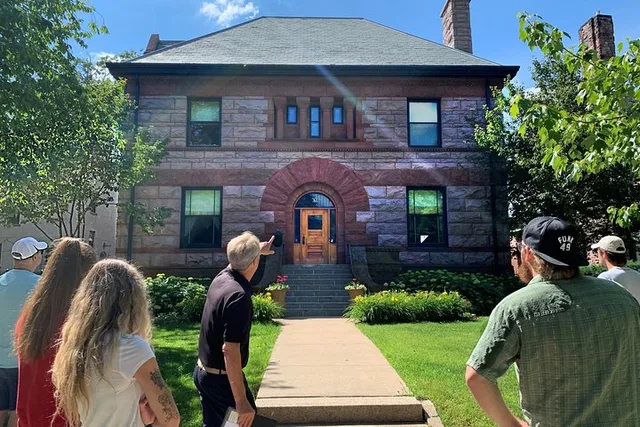St. Paul Summit Ave Victorian Homes Walking Tour 2 hr - Image 2