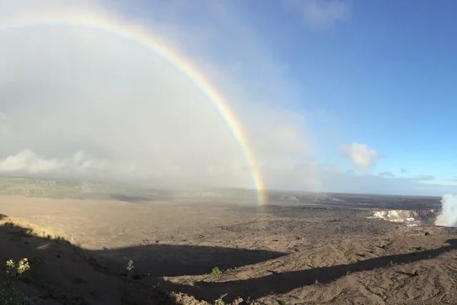 Hawaii Volcano Hiking Adventure - Image 5