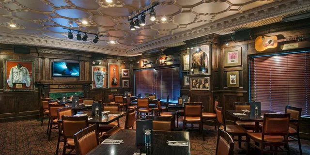 Atlanta Hard Rock Cafe Dining Experience - Image 3