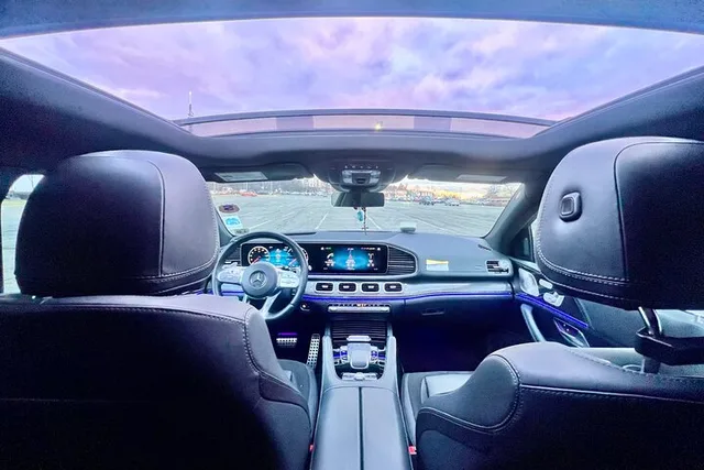 Newark Liberty International Airport Private Transfer - Image 5